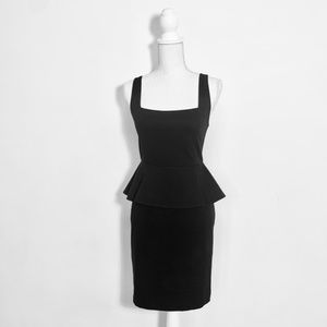 Alice and Olivia 6 black short dress